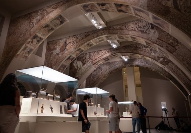 Las pinturas murales de Sijena tal y como están expuestas en las salas 16 y 17 del MNAC
