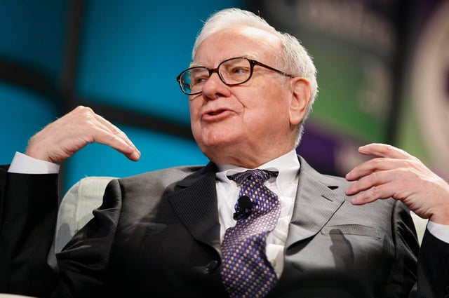 AUGUST 6th 2022: Warren Buffett's conglomerate holding company Berkshire Hathaway Inc. reports a loss of $44 billion in the second quarter of 2022. - File Photo by: zz/NPX/STAR MAX/IPx 2008 10/22/08 Warren Buffett at "The Women's Conference" held on October 22, 2008 in Long Beach, California.