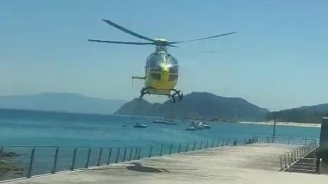 La paciente, una mujer portuguesa de 56 años, ya se encontraba estable cuando despegó la aeronave