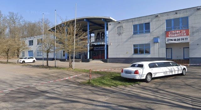 Die Disco „Discoplex A8“ befindet sich in einer Lagerhalle in Saarbrücken.