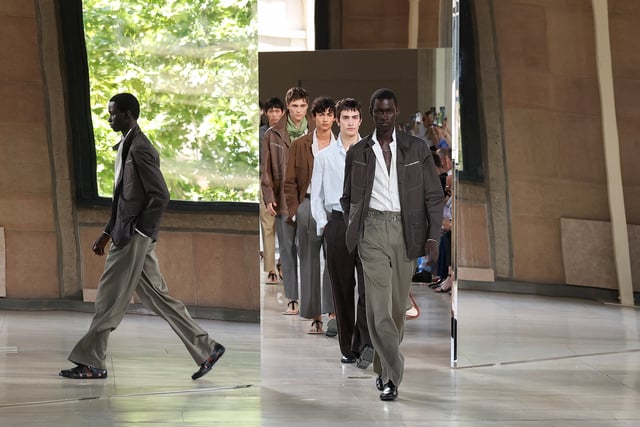 Models present creations by designer Veronique Nichanian as part of her Menswear Spring/Summer 2026 collection show for fashion house Hermes during Men's Fashion Week in Paris, France, June 28, 2025. REUTERS/Gonzalo Fuentes