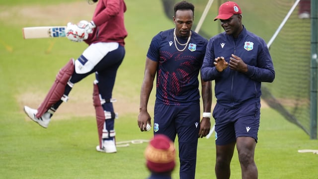 West Indies coach Daren Sammy criticised for openly criticising third umpire Adrian Holdstock