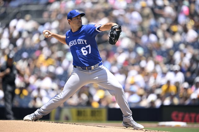 SAN DIEGO, CALIFORNIA - JUNE 22: Seth Lugo #67 of the Kansas City Royals pitches against the San Diego Padres during the first inning at Petco Park on June 22, 2025 in San Diego, California.