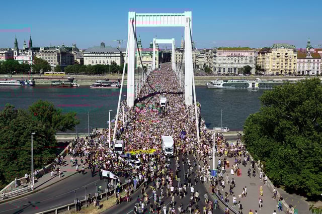 À Budapest, Viktor Orban défié par une marche des fiertés à l'affluence record