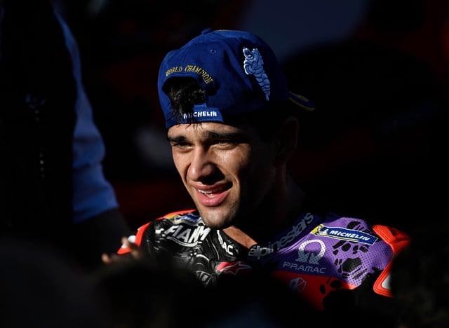 MotoGP - Solidarity Grand Prix of Barcelona - Circuit de Barcelona-Catalunya, Barcelona, Spain - November 17, 2024 Prima Pramac Racing's Jorge Martin celebrates after winning the MotoGP World Championship REUTERS/Pablo Morano/File Photo