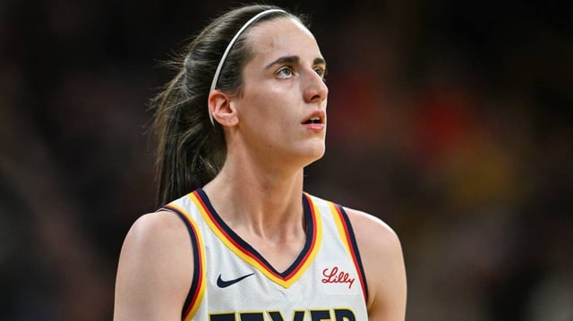Indiana Fever guard Caitlin Clark (22).