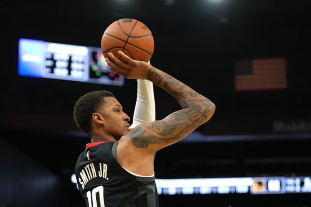 Apr 26, 2025; San Francisco, California, USA; Houston Rockets forward Jabari Smith Jr. (10) shoots against the Golden State Warriors during the third quarter of game three of first round for the 2024 NBA Playoffs at Chase Center. Mandatory Credit: Darren Yamashita-Imagn Images/File Photo