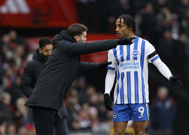 Brighton-Trainer Fabian Hürzeler (l.) verliert João Pedro an Chelsea.