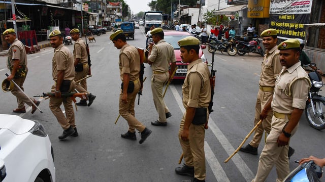 The police recovered a pistol, live cartridges and a dead cartridge from the accused, who was admitted to the hospital for further treatment.