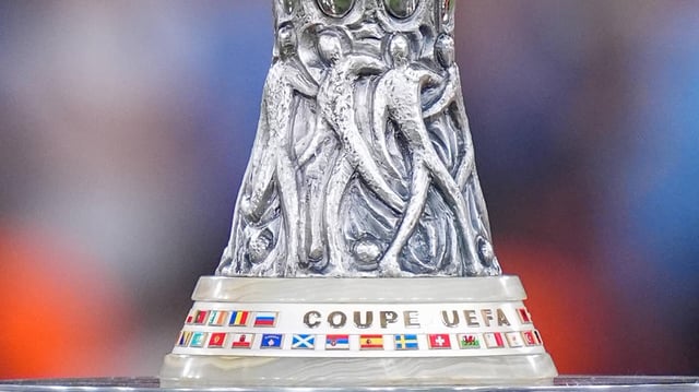 Die Trophäe der Europa League