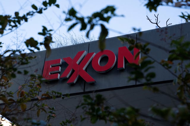 An Exxon gas station seen in Washington, U.S., November 26, 2024. REUTERS/Nathan Howard//File Photo