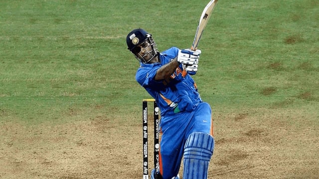 MS dhoni six 2011 wc ICC (2) (1)