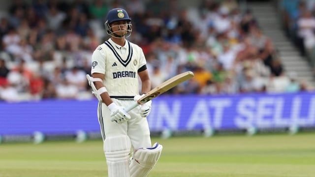 Yashasvi Jaiswal to represent Mumbai in the upcoming domestic season after the MCA accepted his NOC withdrawal. 