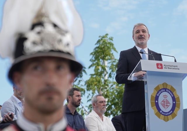 El alcalde de Barcelona, Jaume Collboni, en el acto de bienvenida a los nuevos agentes de la Guardia Urbana