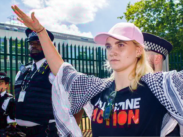 Protesters outside of Woolwich Crown Court protesting against the UK government proscribing Palestine Action as a terrorist group. Photo: Alex Day/Alamy Live News