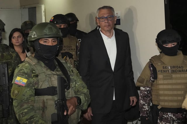 Former Vice President of Ecuador Jorge Glas enters court for his sentencing after he was convicted of embezzlement during his oversight of earthquake reconstruction in Quito, Ecuador, Monday, June 30, 2025. (AP Photo/Dolores Ochoa)