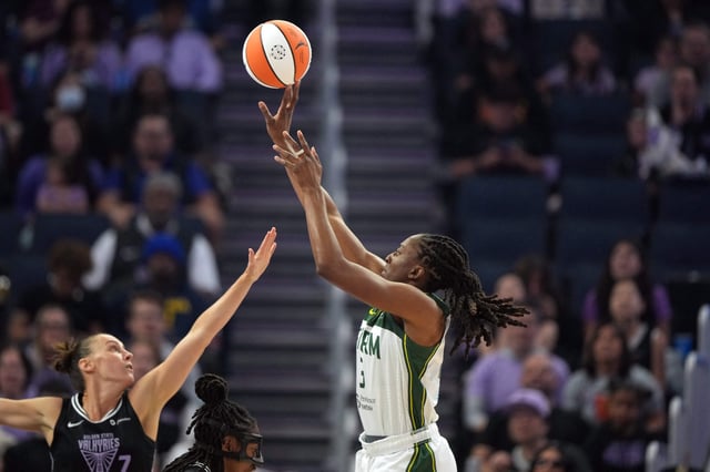 Jun 29, 2025; San Francisco, California, USA; Seattle Storm forward Nneka Ogwumike (right) shoots against Golden State Valkyries forward Stephanie Talbot (7) during the first quarter at Chase Center. Mandatory Credit: Darren Yamashita-Imagn Images/File Photo
