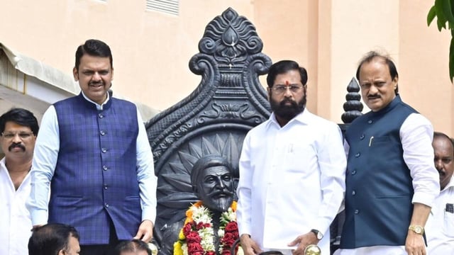 CM Devendra Fadnavis, Dy CM Eknath Shinde, Dy CM Ajit Pawar and other MLAs pay respects to Chhatrapati Shivaji Maharaj. (Anshuman Poyrekar/ Hindustan Times)