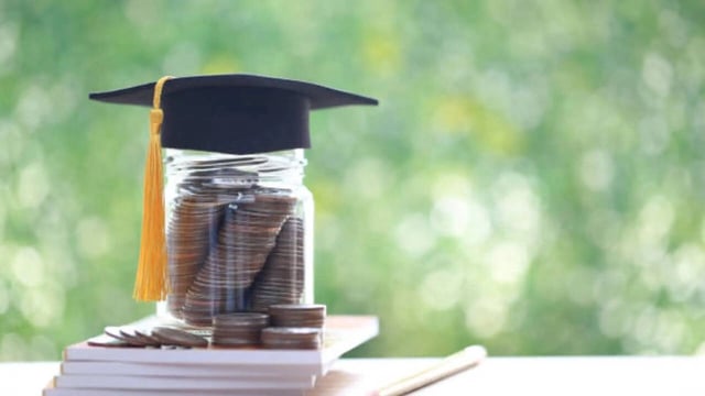 Delhi parents meet CM Rekha Gupta raising concerns over fee hike in private schools