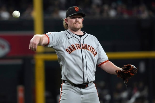 San Francisco Giants pitcher Logan Webb (62) against the Arizona Diamondbacks in the first inning during a baseball game, Monday, June 30, 2025, in Phoenix. (AP Photo/Rick Scuteri)
