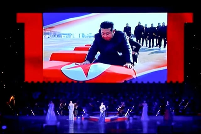 Nordkoreas Machthaber Kim Jong Un hat die Leichen von im Ukraine-Krieg getöteten Soldaten in Empfang genommen.