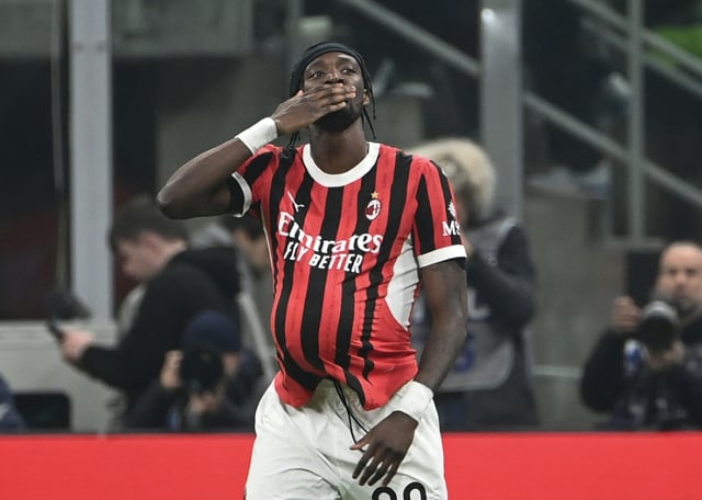 AS Roma striker Tammy Abraham, seen here while on loan to AC Milan, is in talks to sign with the Istanbul-based Besiktas