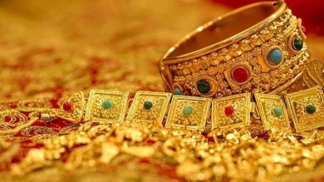 Gold, Silver Price Today: मंगलवार को फिर सस्ता हुआ सोना; दिल्ली, मुंबई, पटना समेत इन शहरों में ये है ताजा भाव