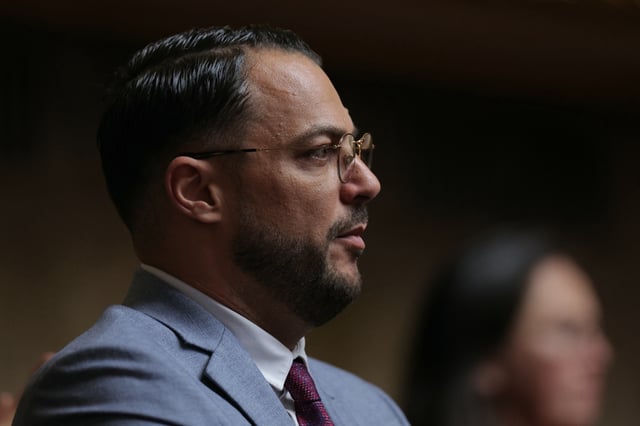 Pour Sébastien Delogu, «le gouvernement» français «invective et méprise le peuple algérien»