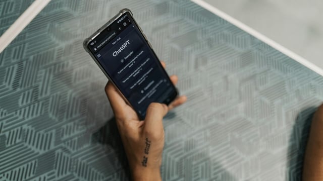 Allan thought of using AI to give her the “momentum” to pay off the credit card debt.