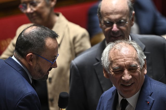 Retraites: l'Assemblée repousse une motion de censure socialiste contre François Bayrou