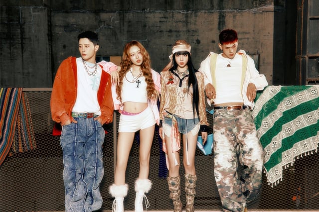 Mixed-gender K-pop group KARD is seen in this photo provided by RBW and DSP Media. (PHOTO NOT FOR SALE) (Yonhap) 