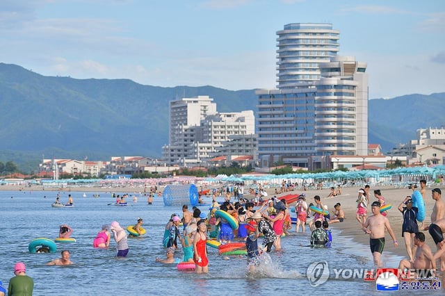 This photo, carried by North Korea's official Korean Central News Agency on July 2, 2025, shows the North opening the Wonsan Kalma coastal tourist area the previous day. (For Use Only in the Republic of Korea. No Redistribution) (Yonhap)