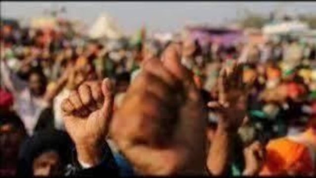 The protesters were raising slogans against the Omar Abdullah-led state government. (File)
