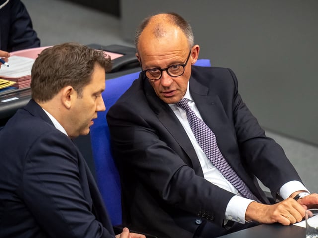 Lars Klingbeil geht nach der Klatsche bei der Wahl zum SPD-Vorsitzenden geschwächt in den Koalitionsausschuss