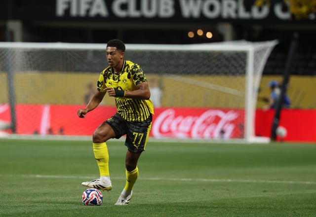 Jul 1, 2025; Atlanta, Georgia, USA; Borussia Dortmund midfielder Jobe Bellingham (77) controls the ball in the first half against CF Monterrey during a round of 16 match of the 2025 FIFA Club World Cup at Mercedes-Benz Stadium. Mandatory Credit: Brett Davis-Imagn Images