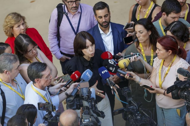 La secretaria general del PSPV, Diana Morant, en declaraciones en las Corts