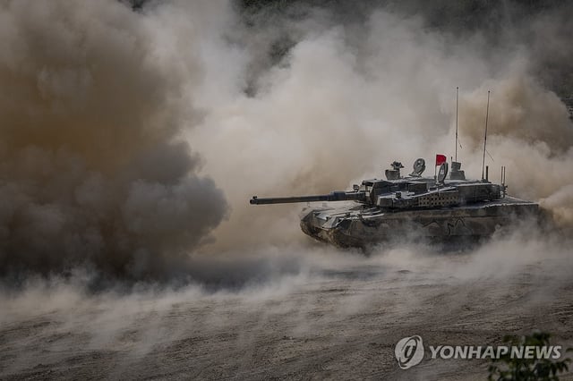 This June 18, 2024, file photo shows a K2 tank taking part in training in the border county of Yeoncheon in Gyeonggi Province. (Yonhap)