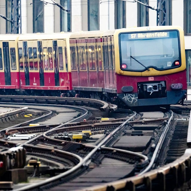 Die Berliner S-Bahn fährt derzeit auf einigen Linien unregelmäßig.