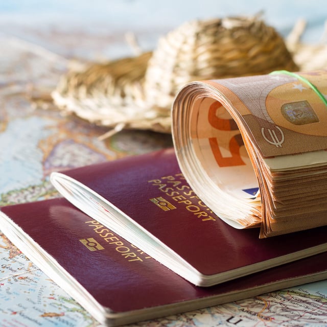 Urlaubsgeld: Wie viel Steuern fällig werden, hängt von einem Faktor ab