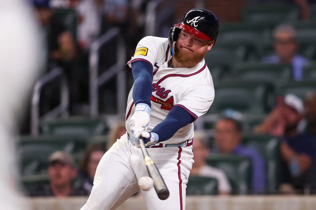 Jun 17, 2025; Atlanta, Georgia, USA; Atlanta Braves left fielder Alex Verdugo (8) hits a single against the New York Mets in the eighth inning at Truist Park. Mandatory Credit: Brett Davis-Imagn Images/File Photo