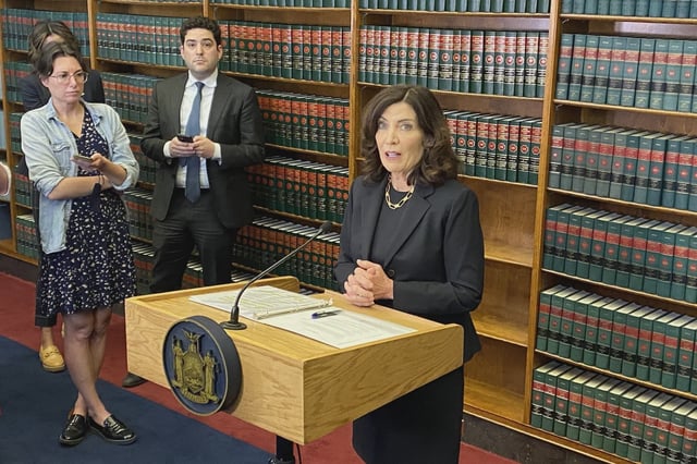 Gov. Hochul’s press secretary, Avi Small, is on leave amid a sexual harassment investigation.