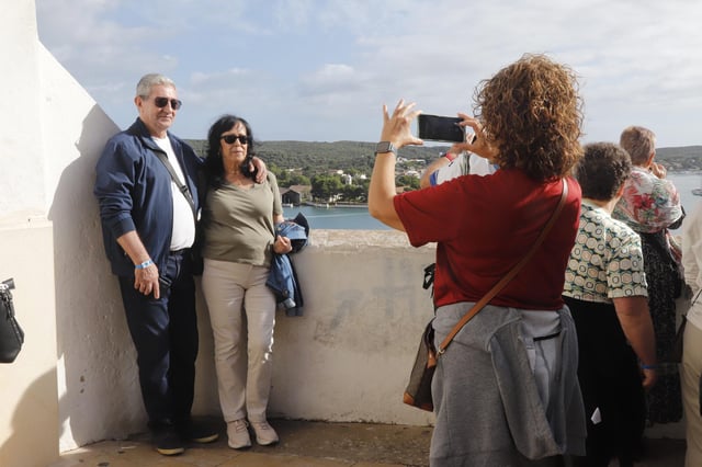 Turistas en Menorca.