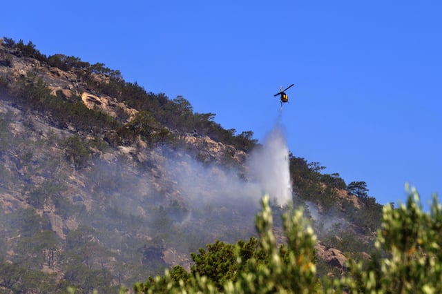 Miles de evacuados por el fuego en Creta