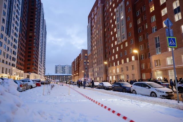 A view shows a scene of an explosion in which, according to Russia's investigative committee, Russian general Igor Kirillov, in charge of nuclear protection forces, and his assistant were killed, in Moscow, Russia December 17, 2024. REUTERS/Maxim Shemetov/File Photo