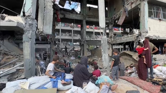 Los bombardeos israelíes contra dos escuelas y otros puntos de Gaza matan al menos a 45 personas