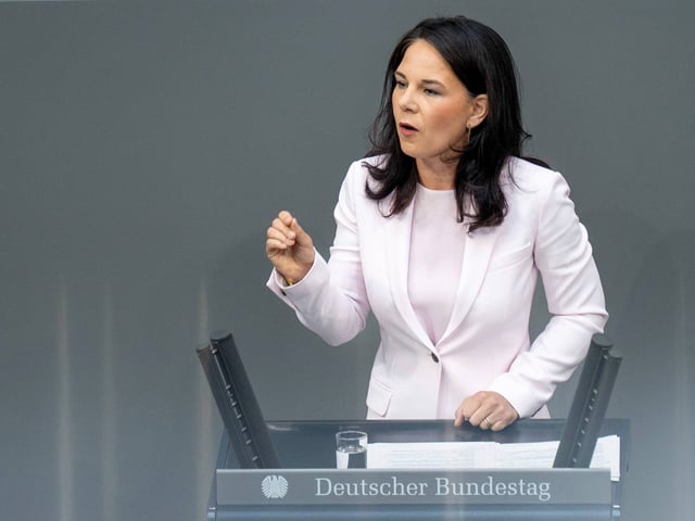 Annalena Baerbock bei ihrer vorerst letzten Rede im Bundestag am 27. Juni 2025.