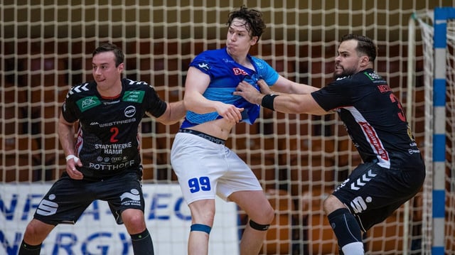 HB-2BL Dessau-Rosslauer HV 06 - ASV Hamm Westfalen vlr Jo Gerrit Genz (ASV Hamm Westfalen), Tillman Leu (99 Dessau-Rosslauer HV 06), Fabian Huesmann (ASV Hamm Westfalen) .