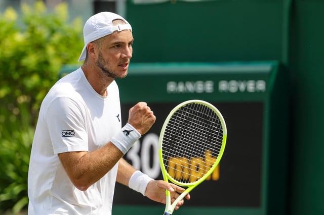Jan-Lennard Struff jubelt