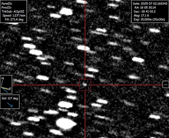 L'astre A11pl3Z, troisième objet interstellaire jamais découvert, ici photographié par l'astronome David Rankin depuis son jardin, aux Etats-Unis.