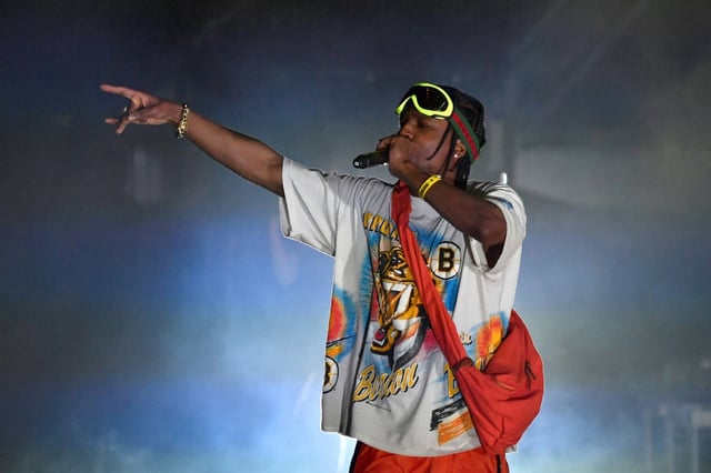 La rappeur américain ASAP Rocky sur scène lors d'un festival à Indio, en Californie, le 15 avril 2017